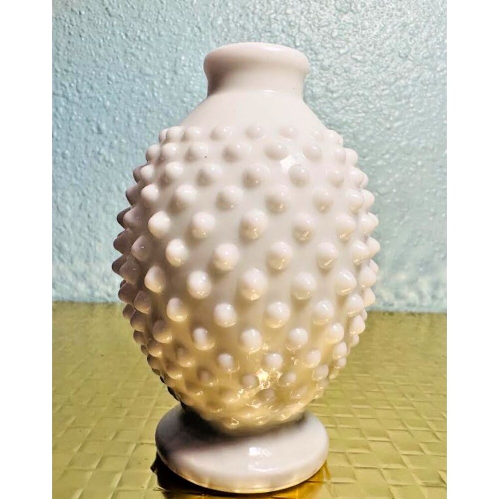 Vintage Fenton Raised Hobnail Milk Glass Small Bud Vase 3.5 Inches Tall